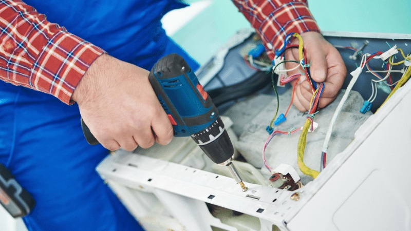 Kızılcahamam Maytag Maytag çamaşır makinesi kart tamiri – Su almama arızası orijinal parça ile giderildi. - Teknik servis örneği